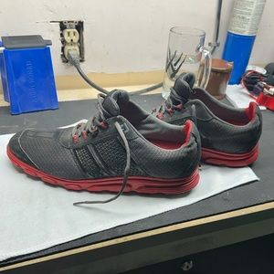 Footjoy “spikeless” golf shoes